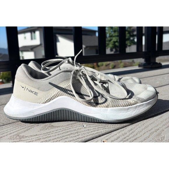 Nike Other - Nike MC Trainer 2 Men's Size 10.5 White Black Athletic Running Shoes Sneakers